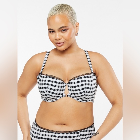 Savage X Fenty Other - NWT Savage x Fenty Gingham Remix Unlined Plunge Bra, B/W, Size 38DD